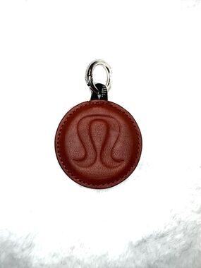 LULULEMON Leather Round Heavy Duty Logo Keychain Apricot Red-ish Burnt Orange OS
